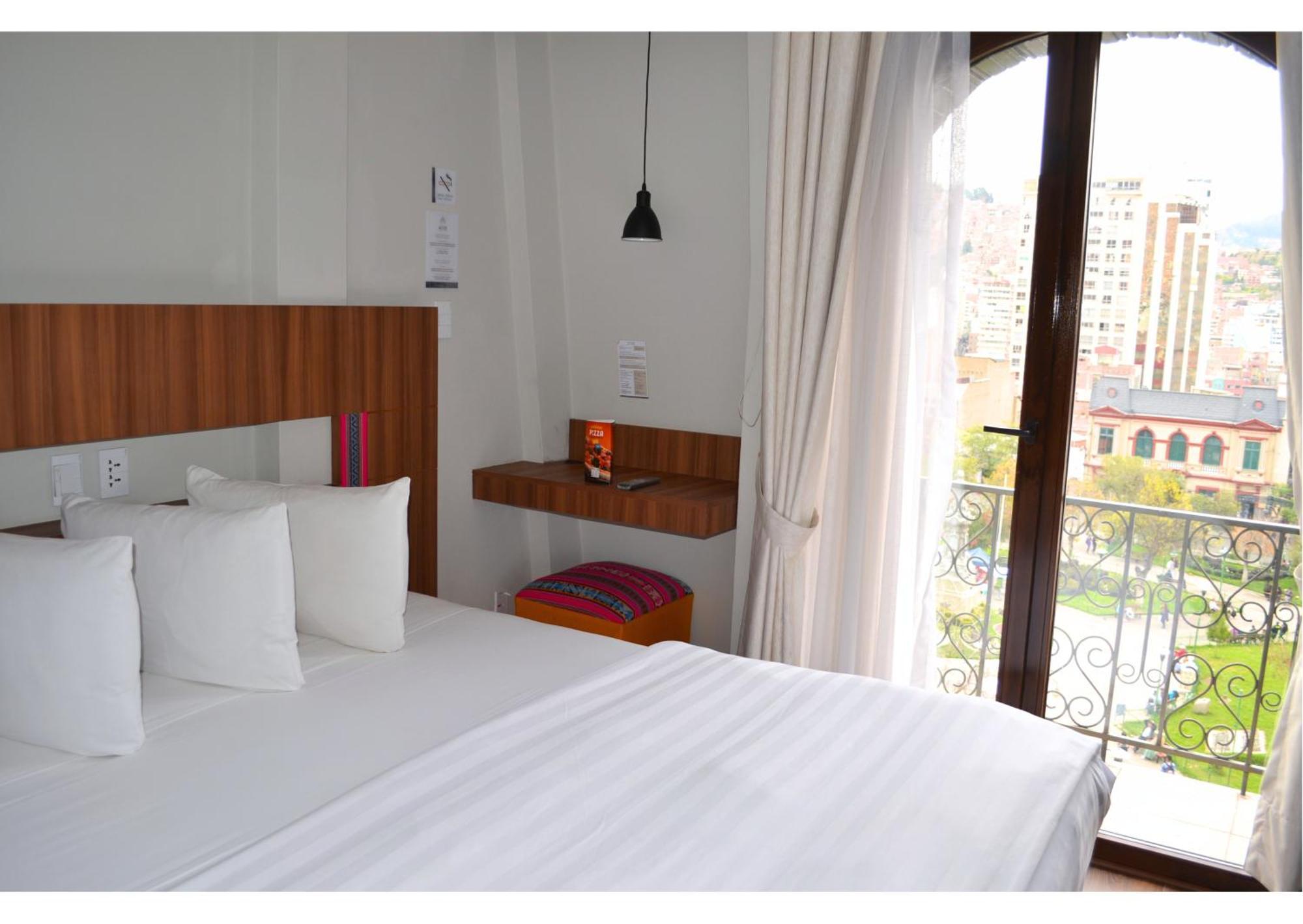 Altus Express Hotel La Paz Bagian luar foto